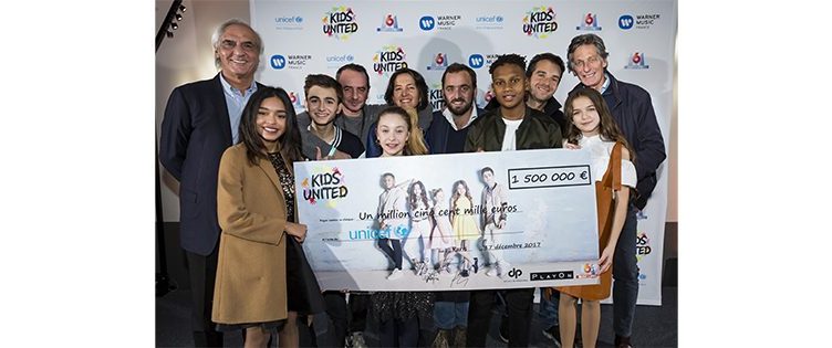 Remise d'un chèque de 1 500 000 euros à l'UNICEF par Kids United